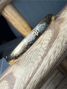 Vintage Coleman Black Hills Gold 14KTGF Bracelet Grapes Leaf Authentic